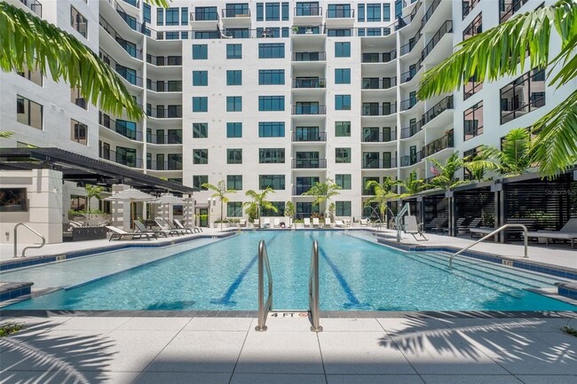 Photo - 1991 Main St Unit Links B1 PH