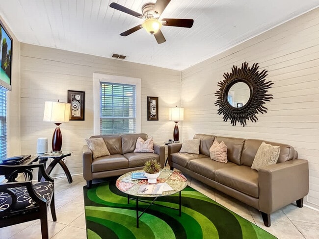 Building Photo - 209 W Bolton St Unit ID1244818P