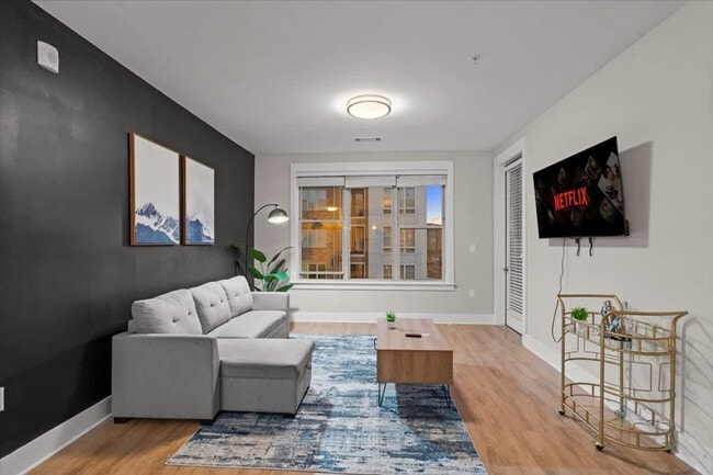 Building Photo - 7417 Waverly Walk Ave Unit ID1241759P