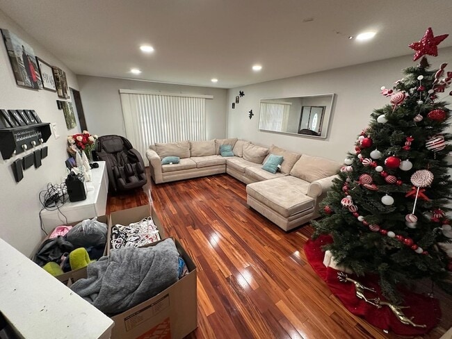 Photo - 5270 S 26th St