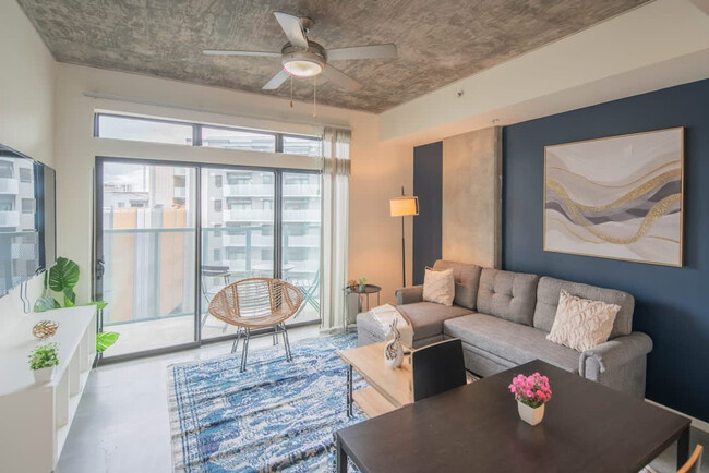 Photo - 333 E Roosevelt St Unit ID1263203P