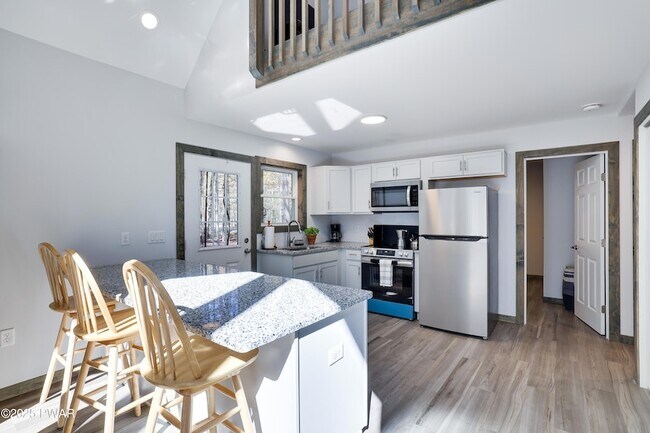 Photo - 1121 Cobblewood Rd