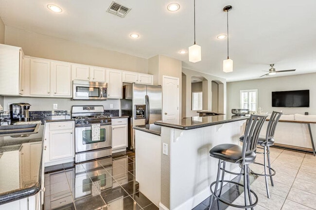 Photo - 11882 W Washington St Unit SI ID1385664P