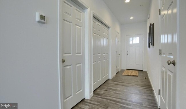 Photo - 1706 Shady Ln