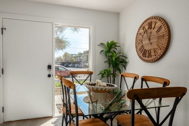 Photo - 4620 N 68th St Unit SI ID1558662P
