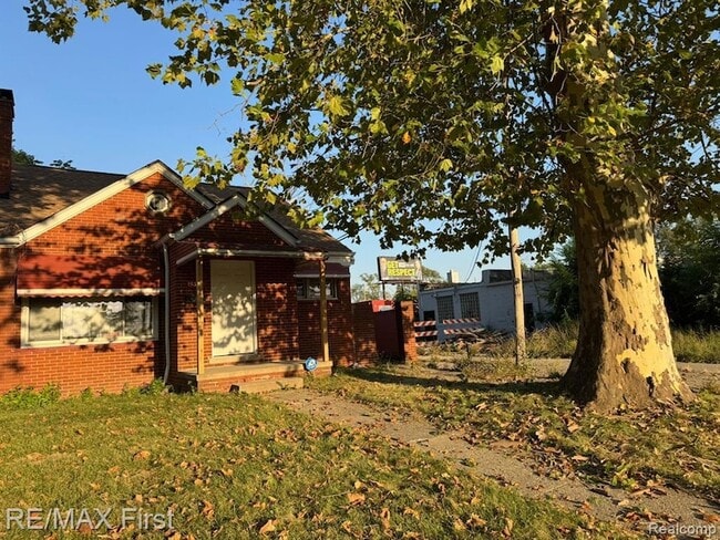 Photo - 15318 Whitcomb