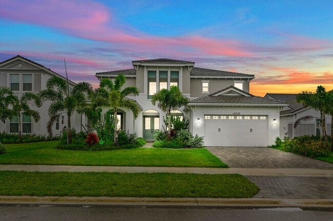 Building Photo - 15030 Wildwood Cir