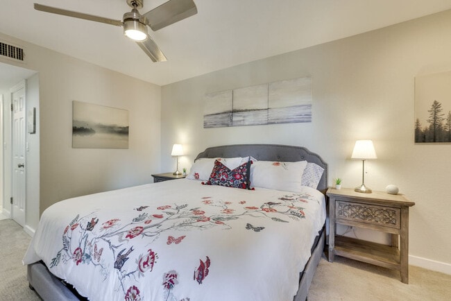 Photo - 12212 N Paradise Village Pkwy W Unit SI FL4-ID1580656P
