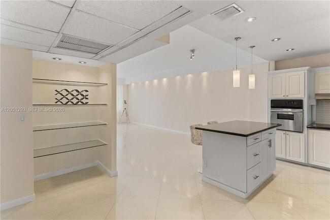 Photo - 19390 Collins Ave Unit PH17