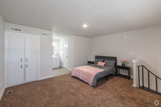 1BR, 1.5BA - 704 SF - Bedroom - Lofts on Park