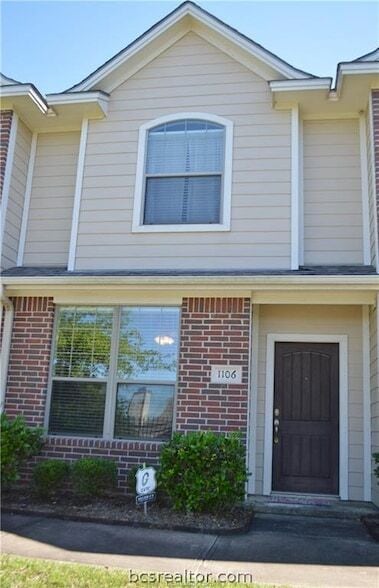 Building Photo - 1000 Spring Loop Unit 1604