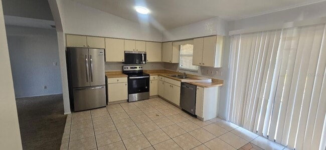 Photo - 525 Altoona St NW