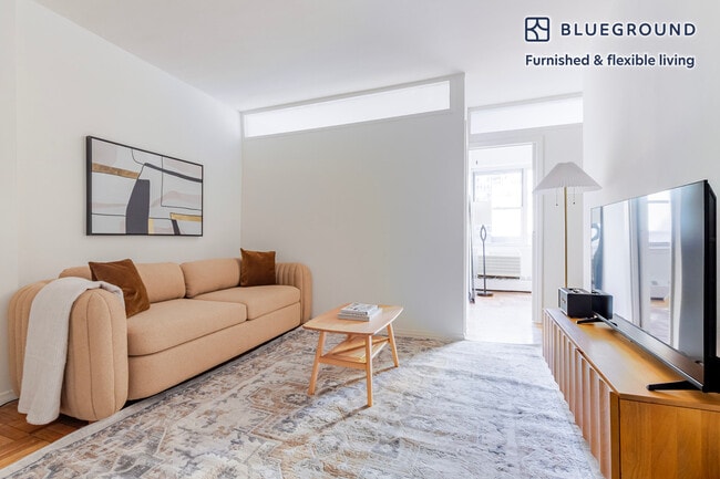 Building Photo - 300 E 46th St Unit FL8-ID2164