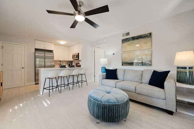 Photo - 655 8th Ave S Unit SI ID1504178P
