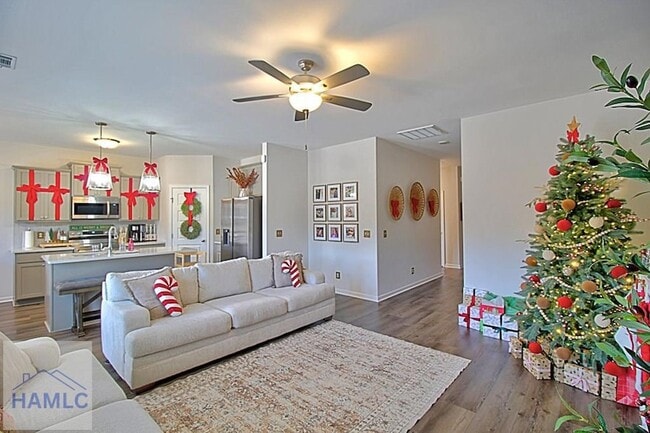 Photo - 1560 Arnall Dr