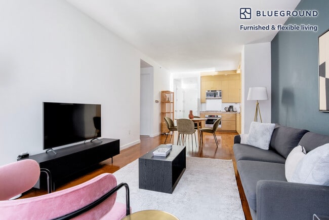 Photo - 1600 Broadway Unit FL14-ID697