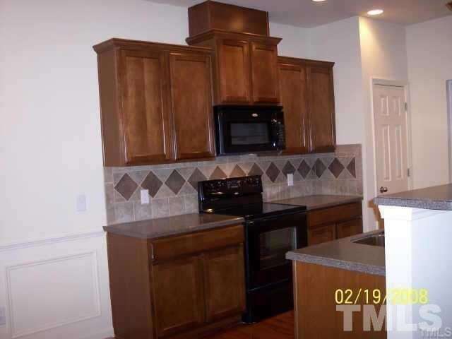 Photo - 237 Linden Park Ln
