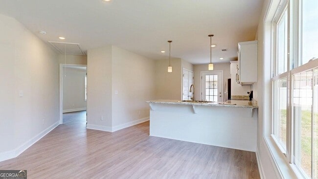 Photo - 2 Roundtree St