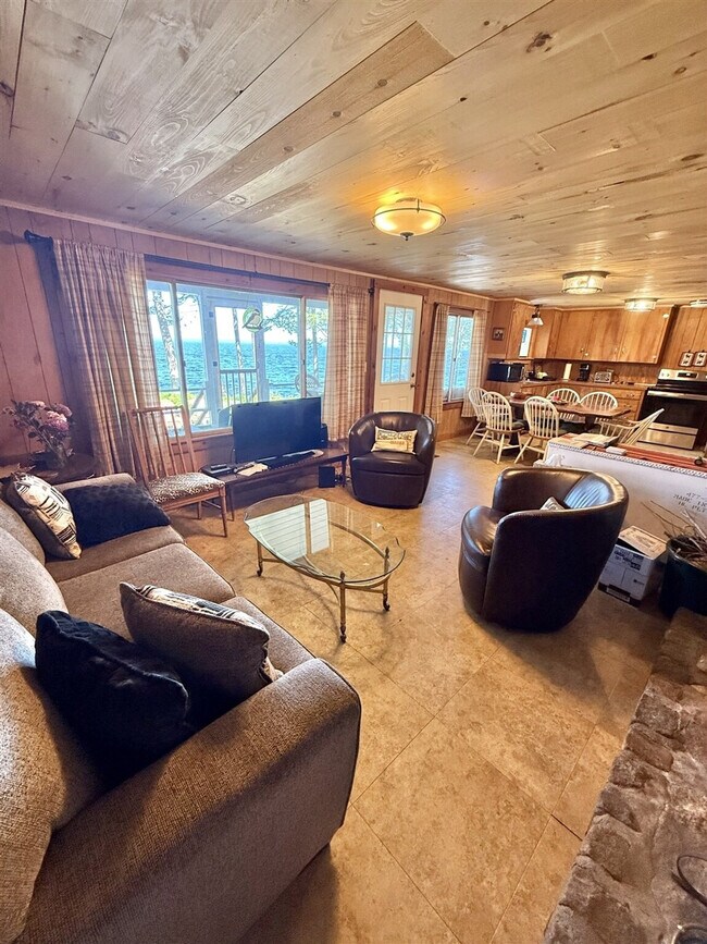 Photo - 110 Salmon Point Rd Unit ID1255943P