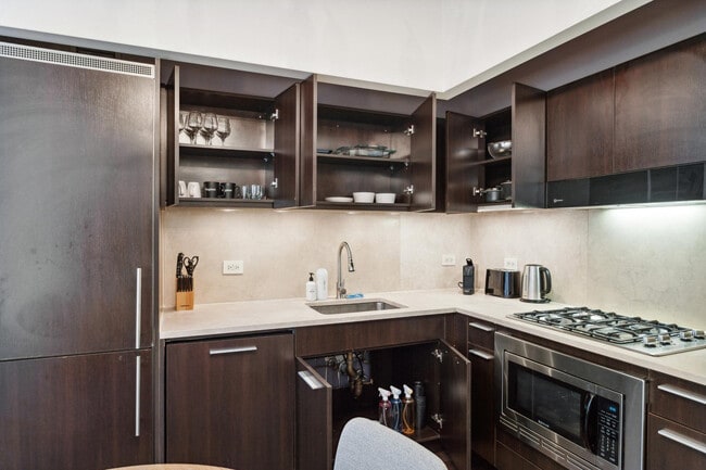 Photo - 110 Wall St Unit FL12-ID278478P