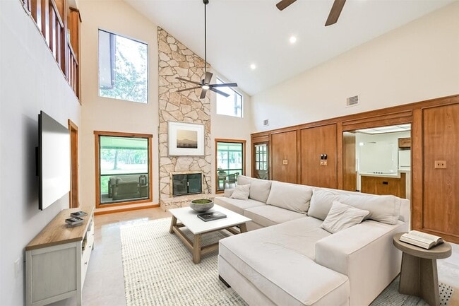 Photo - 16040 Dunes Dr