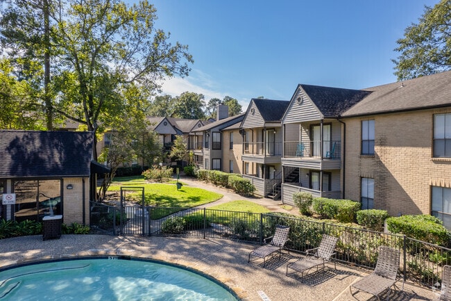 Building Photo - Elm Creek Apartments
