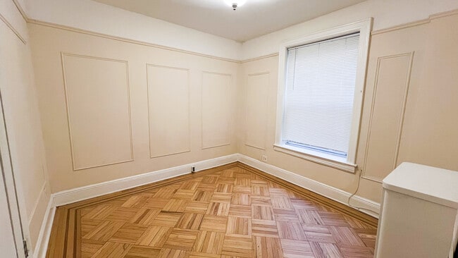 Photo - 31-44 35th Street