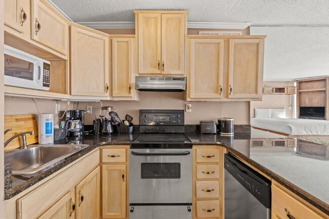 Photo - 8817 S Thomas Dr Unit SI ID1354907P