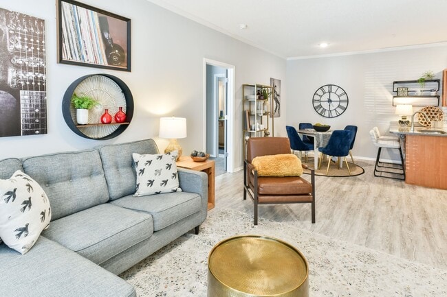 Photo - Grand Island Apartments