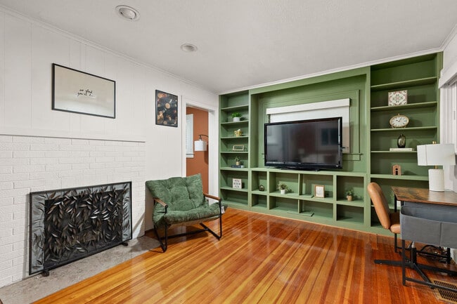 Photo - 540 E 64th St Unit SI ID1629982P