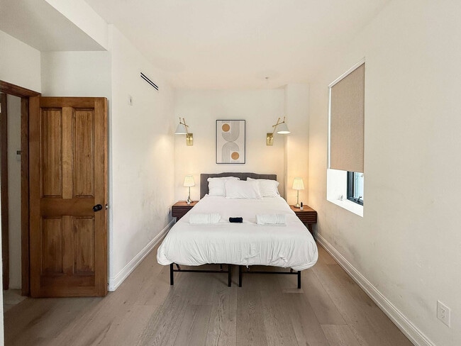 Photo - 309-11 South St Unit SI ID1055807P