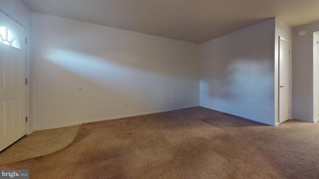 Photo - 717 Red Lion Rd Unit 1