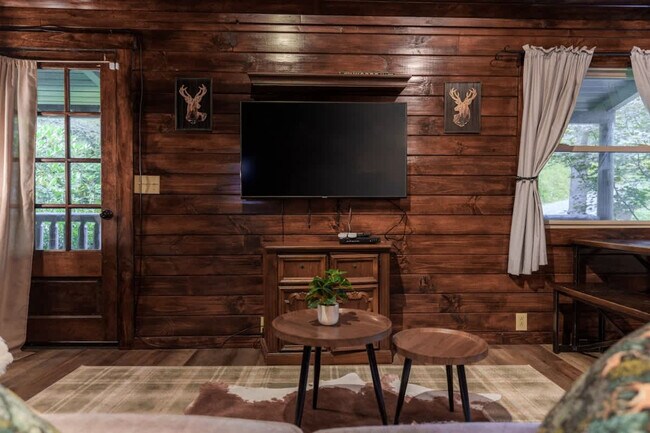 Photo - 15039 Pleasant Valley Rd Unit SI ID1496058P