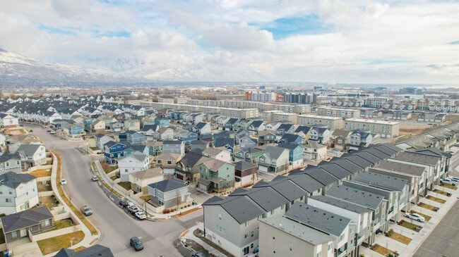 Photo - 408 S 680 E Unit SI ID1249845P