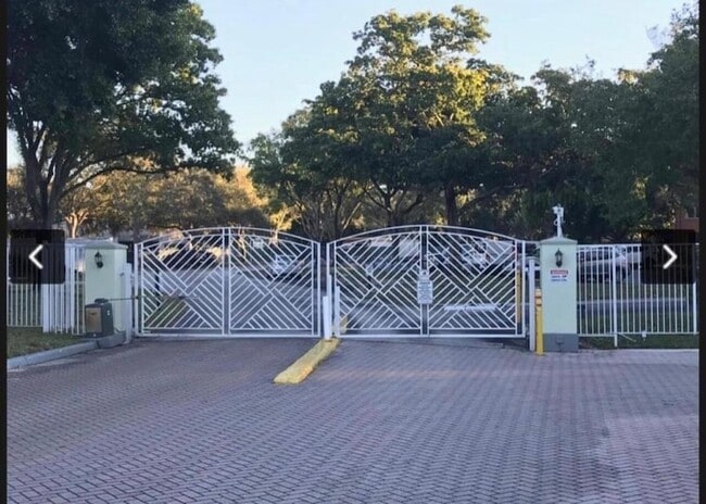 Photo - 1215 Crystal Way Unit N