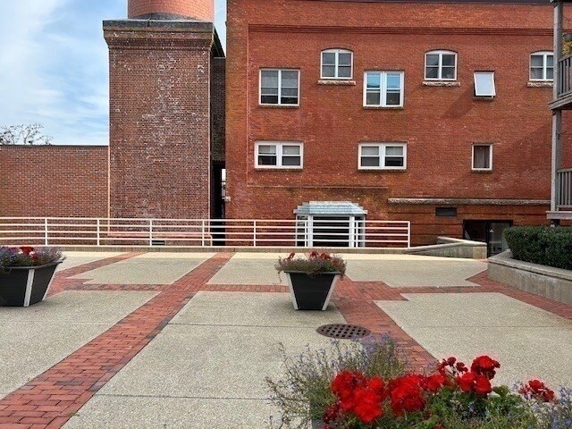 Photo - 45 Main St Unit 221