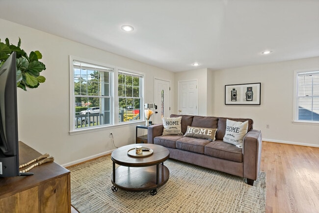 Photo - 6505 Columbia Pike Unit SI ID1395436P