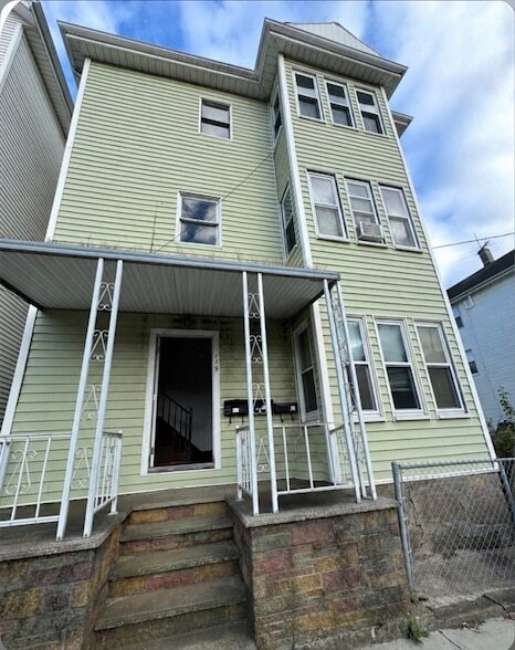 Photo - 119 Robeson St Unit 2