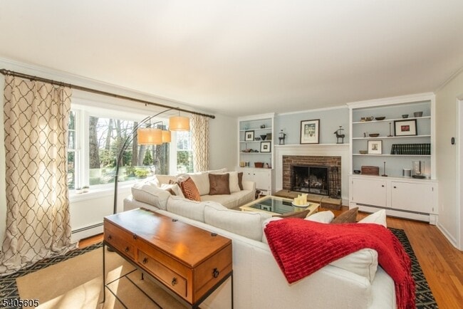 Photo - 237 Morris Ave