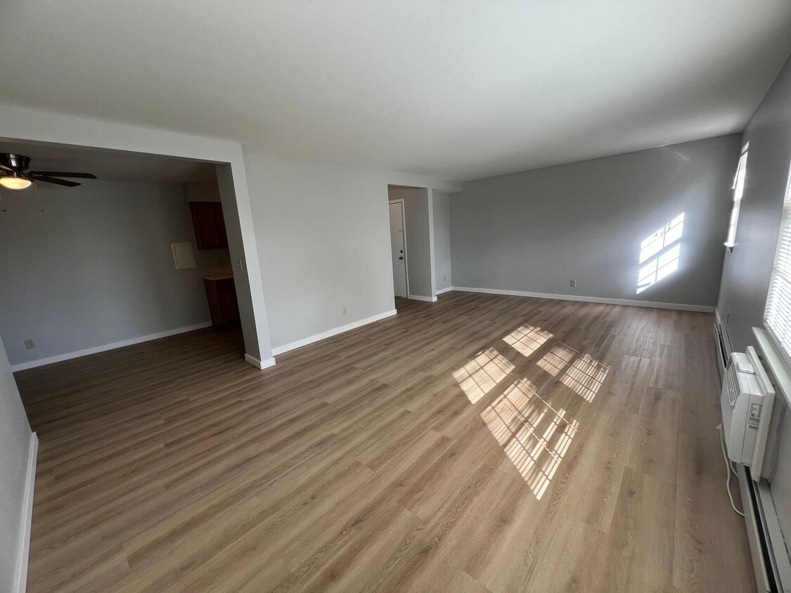 Floor Plan - Upgraded 2 Bedroom Evergreen