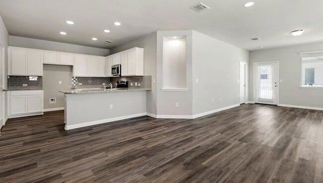 Photo - 1701 Logan Dr Unit 53