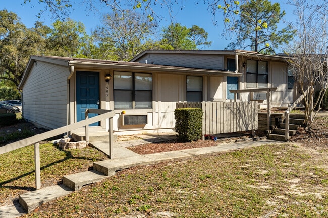 Photo - The Cottages @ Clermont