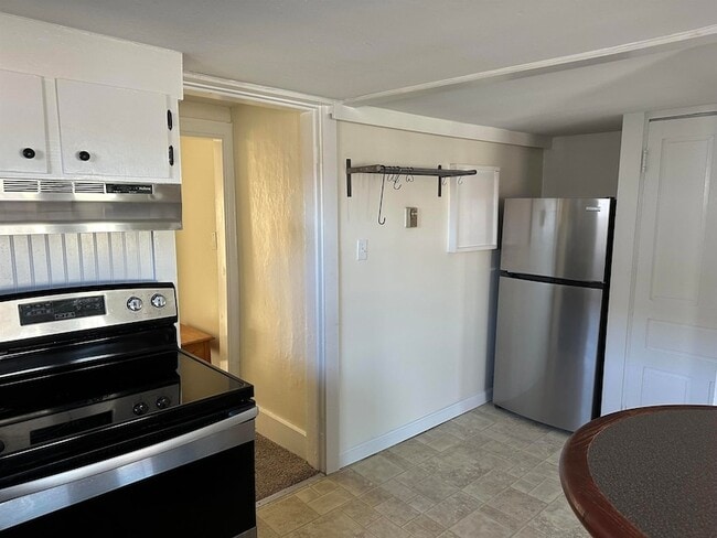 Photo - 8 6th St Unit A