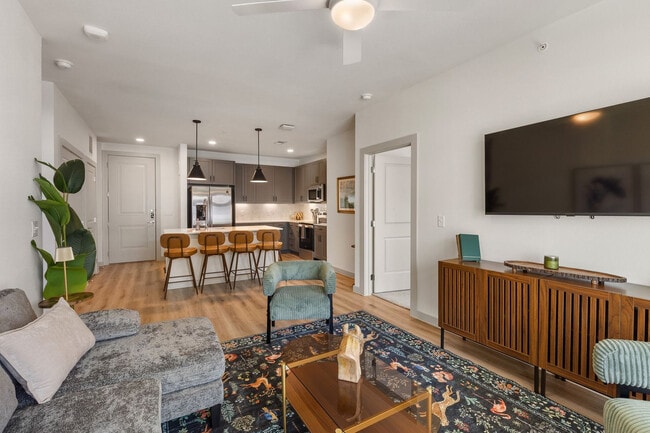 Building Photo - 1301 Leah Ave Unit SI FL1-ID1499099P
