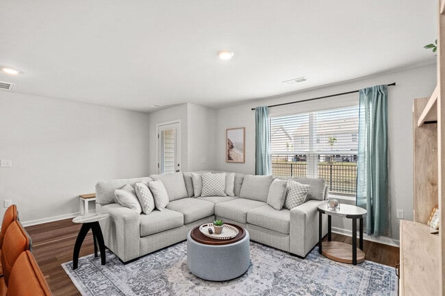 Photo - 332 Bayou Loop Unit SI ID1521719P