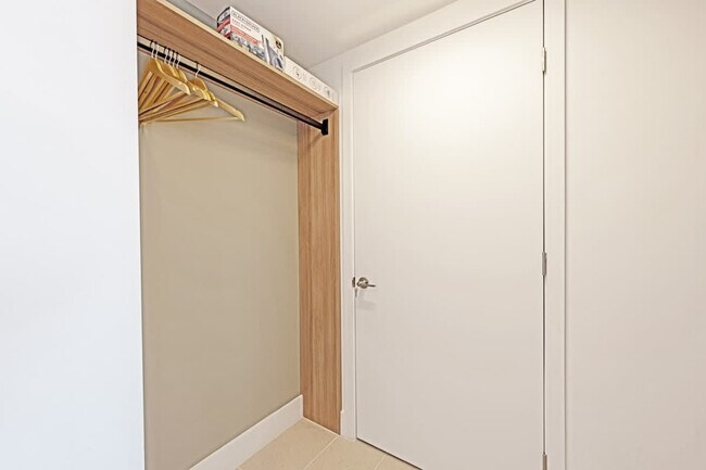 Photo - 601 NE 1st Ave Unit ID1289611P