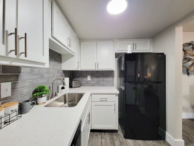 Photo - Arcata Townhomes