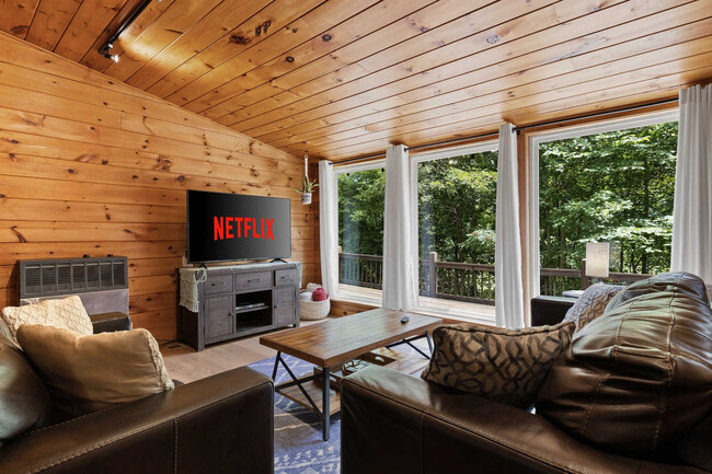 Building Photo - 1390 Snake Nation Rd Unit ID1310911P