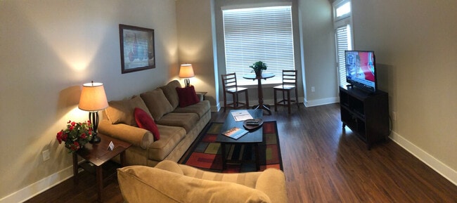 Building Photo - 2917 Camden Park Pl Unit ID1344141P