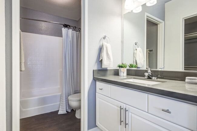 Photo - Stoneridge Apartments